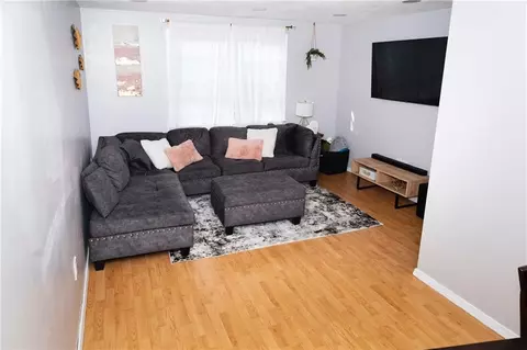 424 Smithfield Ave #4, Pawtucket, RI 02860