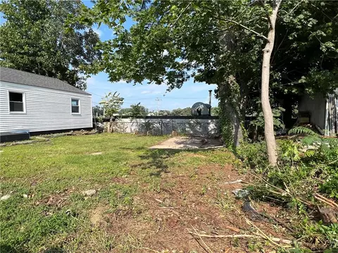 16 E View Ave, Cranston, RI 02920 photo 17