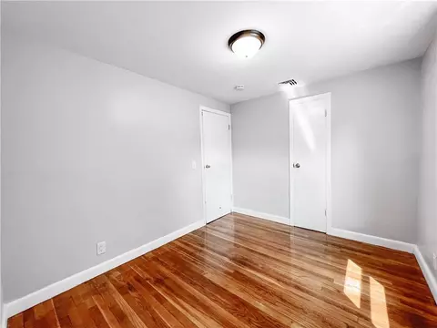 16 E View Ave, Cranston, RI 02920 photo 12