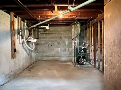 16 E View Ave, Cranston, RI 02920 photo 20