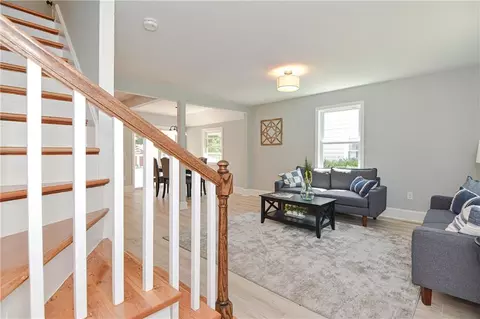24 King St, Warren, RI 02885 photo 5