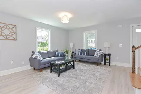 24 King St, Warren, RI 02885 photo 4