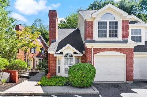 626 Smithfield Rd #506, North Providence, RI 02904