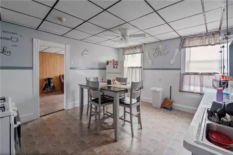 148 Front St, Woonsocket, RI 02895 photo 10