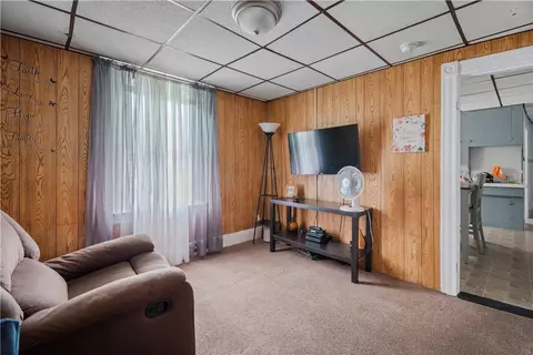 148 Front St, Woonsocket, RI 02895 photo 7