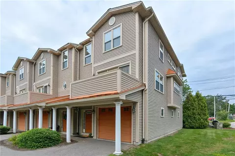 74 West St #20, Attleboro, MA 02703