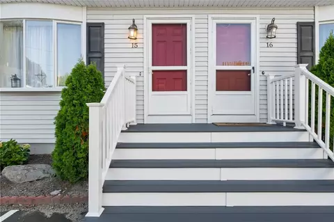 23 Benefit St #15, Warwick, RI 02886