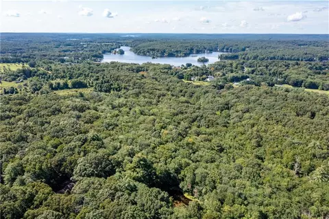 86 Mapleville Rd, Smithfield, RI 02828