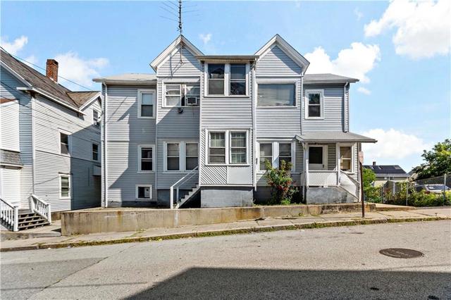 40 Paradis Ave, Woonsocket, RI 02895
