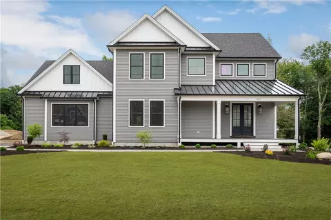 252 Angell Rd, Lincoln, RI 02865
