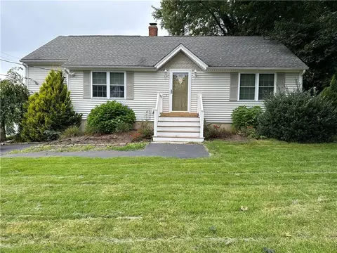 3 Meadow Rd, Hope, RI 02831