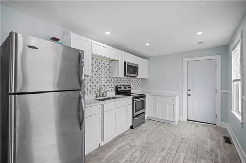 10 Howard Ave, Coventry, RI 02816