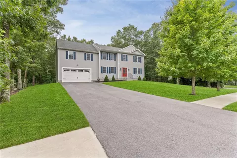 12 Arbor Dr, Coventry, RI 02816 photo 2