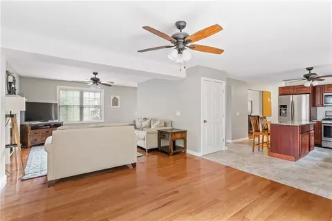 12 Arbor Dr, Coventry, RI 02816 photo 9