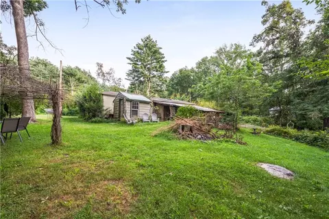 142 E Killingly Rd, Foster, RI 02825 photo 12