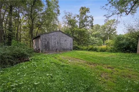 142 E Killingly Rd, Foster, RI 02825 photo 10