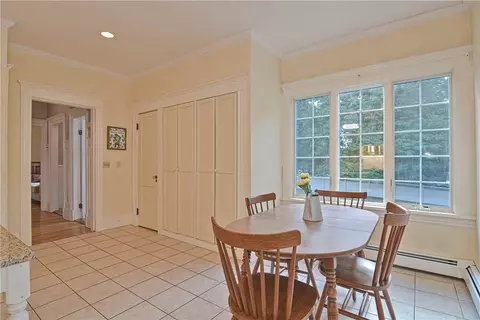 961 Mendon Rd, Woonsocket, RI 02895 photo 15