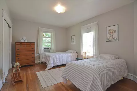 961 Mendon Rd, Woonsocket, RI 02895 photo 32