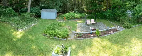10 Angell Rd, Glocester, RI 02814 photo 28