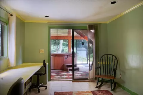 10 Angell Rd, Glocester, RI 02814 photo 25