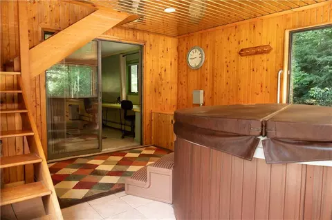 10 Angell Rd, Glocester, RI 02814 photo 24