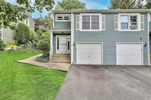 47 Wyndham Ave, Providence, RI 02908