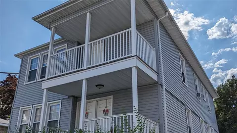 33 Beechwood Ave, Pawtucket, RI 02860