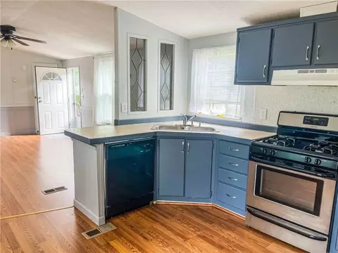 33 Torch Ln, Coventry, RI 02816 photo 11