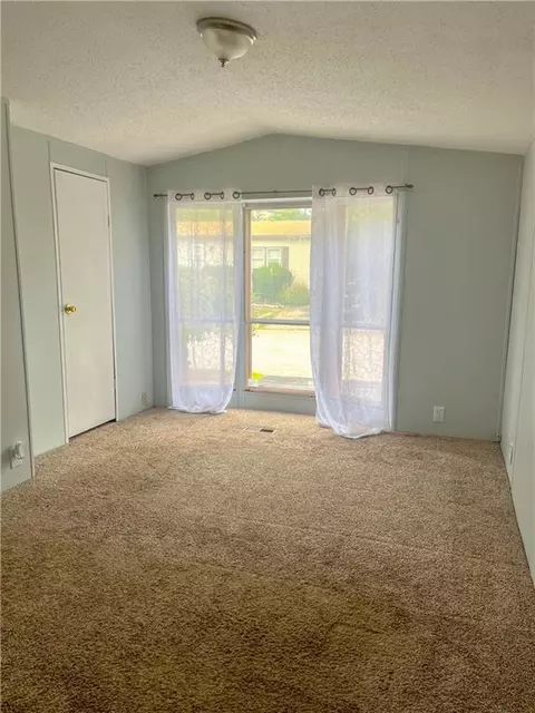 33 Torch Ln, Coventry, RI 02816 photo 13