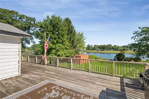 55 Bancroft Ave, Warwick, RI 02889 photo 20
