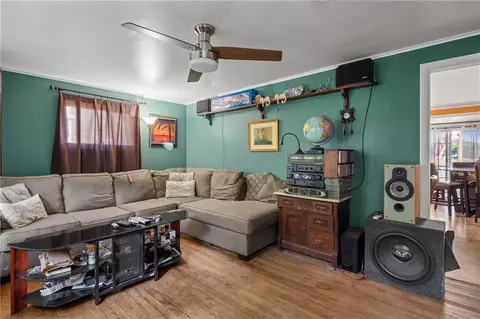 55 Bancroft Ave, Warwick, RI 02889 photo 8