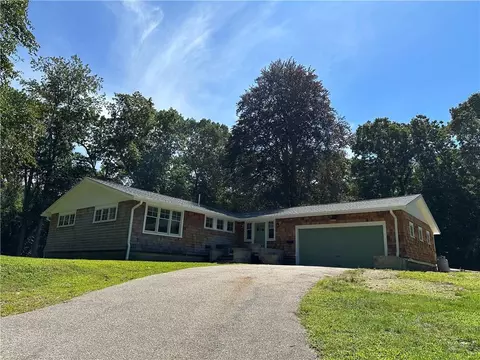 74 Parkwood Dr, South Kingstown, RI 02879