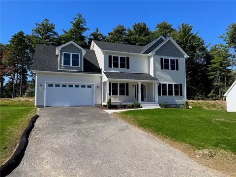 270 E Shore Dr, Coventry, RI 02816 photo 4