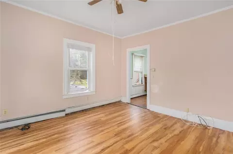 20 Pine St, Burrillville, RI 02859 photo 5