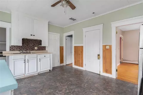 20 Pine St, Burrillville, RI 02859 photo 17