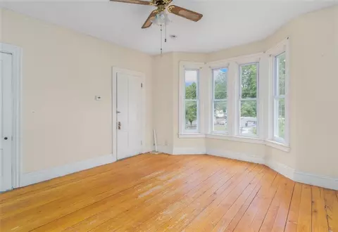 20 Pine St, Burrillville, RI 02859 photo 16