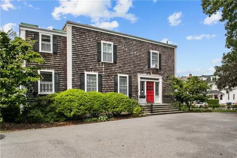 36 Kay St #8, Newport, RI 02840