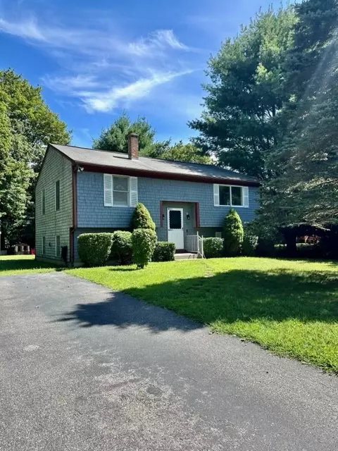 99 Spencer Ct, South Kingstown, RI 02879
