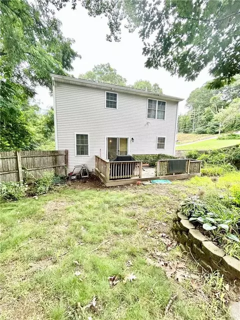 215 Roberts St, Woonsocket, RI 02895 photo 17