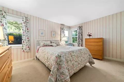 11 Stuart St, Westerly, RI 02891 photo 24