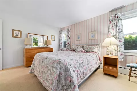 11 Stuart St, Westerly, RI 02891 photo 25