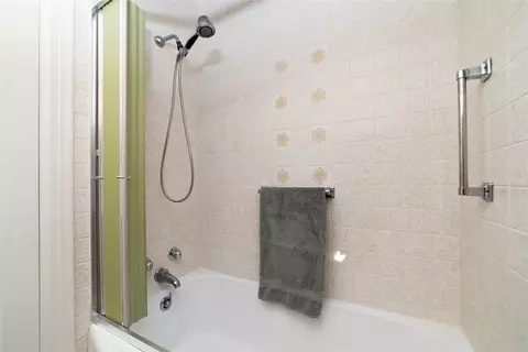 11 Stuart St, Westerly, RI 02891 photo 23