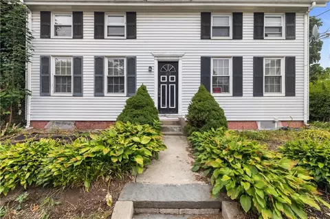 115 N Bend St, Pawtucket, RI 02860