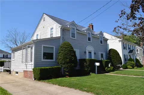 74 Preston Dr, Cranston, RI 02910
