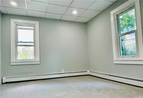 95 Crawford St, Woonsocket, RI 02895 photo 10