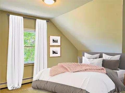 95 Crawford St, Woonsocket, RI 02895 photo 4