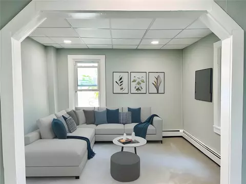 95 Crawford St, Woonsocket, RI 02895