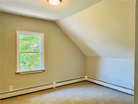 95 Crawford St, Woonsocket, RI 02895 photo 21