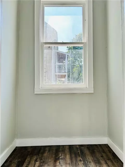 95 Crawford St, Woonsocket, RI 02895 photo 17