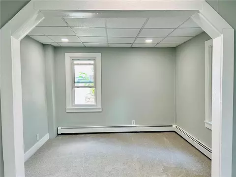95 Crawford St, Woonsocket, RI 02895 photo 9